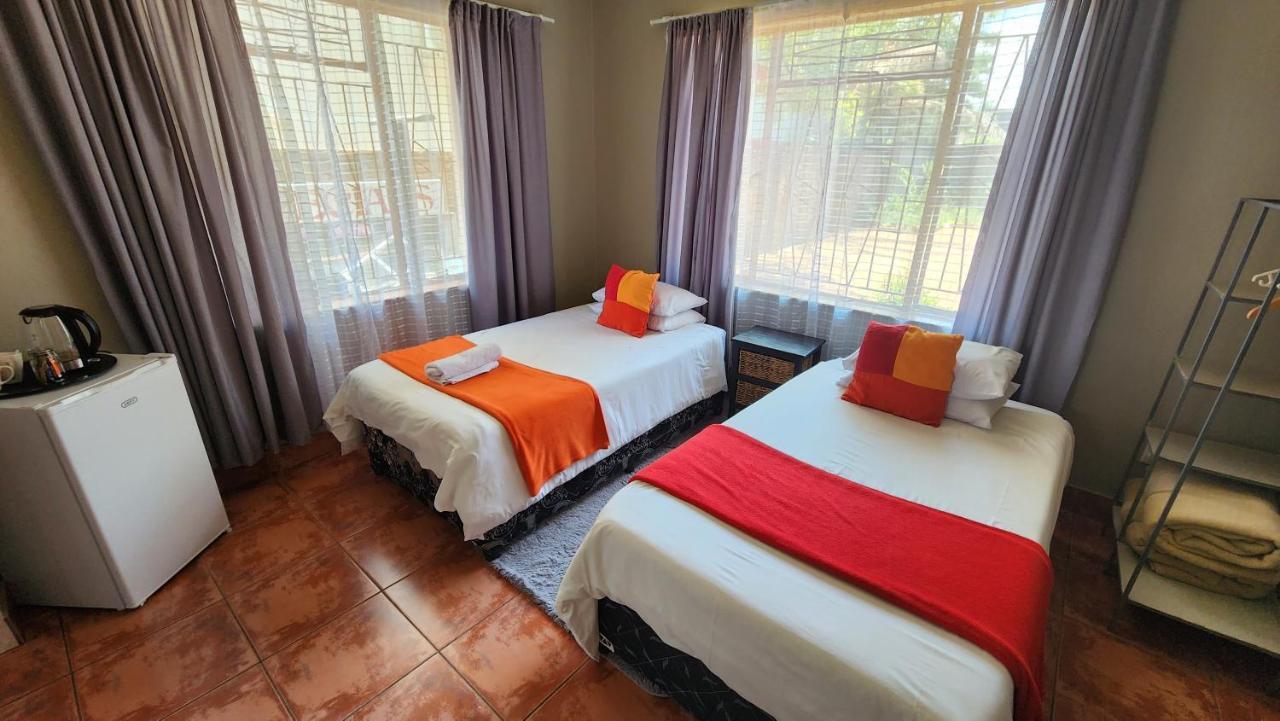 Hotel Casa Feliz Mokopane Esterno foto