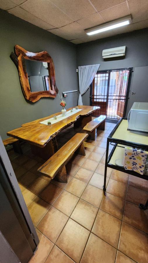 Hotel Casa Feliz Mokopane Esterno foto