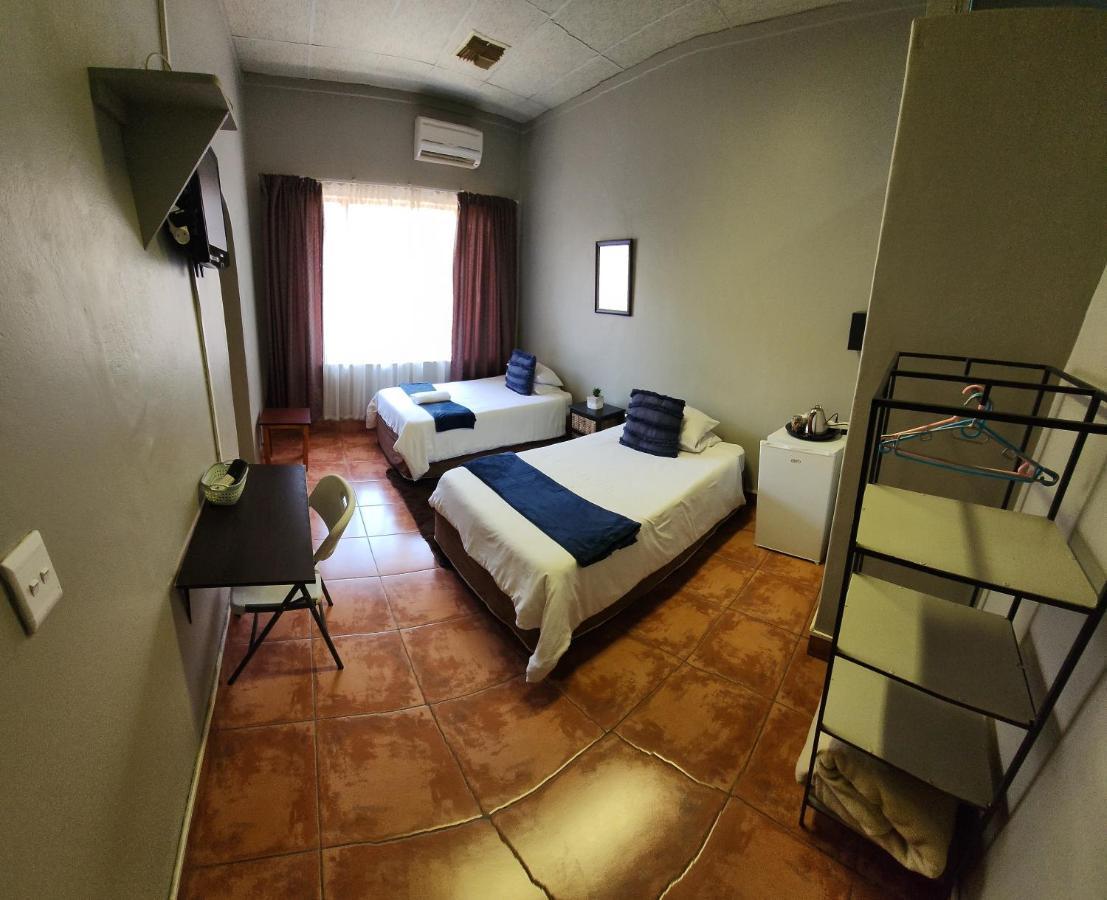 Hotel Casa Feliz Mokopane Esterno foto