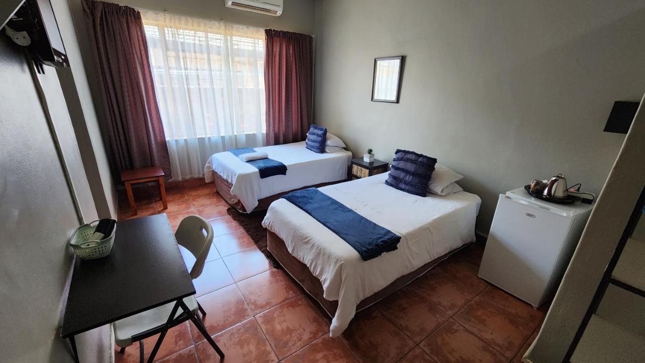 Hotel Casa Feliz Mokopane Esterno foto