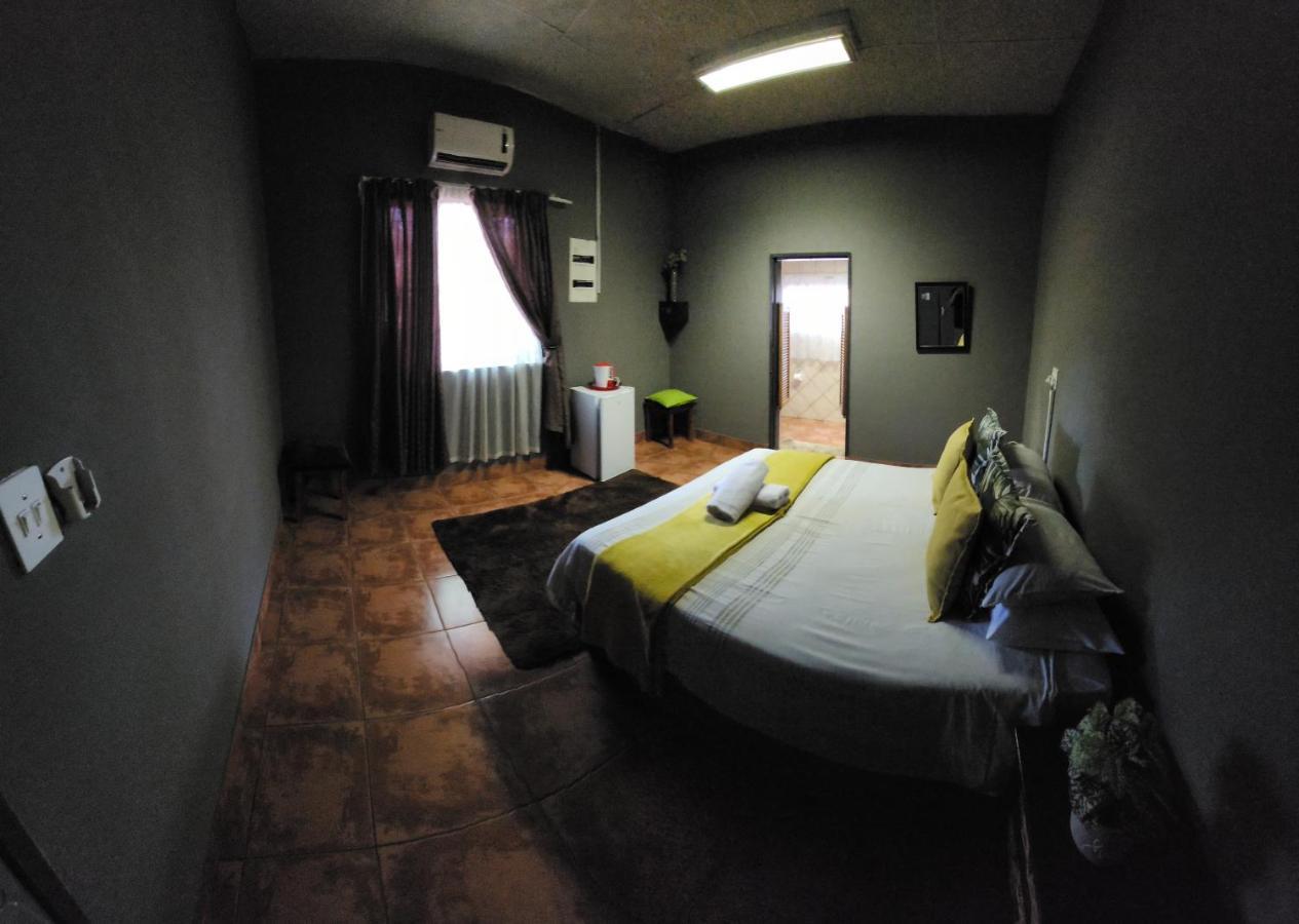 Hotel Casa Feliz Mokopane Esterno foto